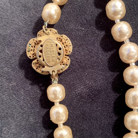 Stunning Miriam Haskell faux pearl necklace - Picture 4 of 4